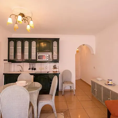 Atlantic View Apartman 3*